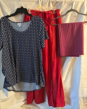 LuLaRoe Dianne Wide leg pant; LuLaRoe Classic T & LuLaRoe Cassie skirt